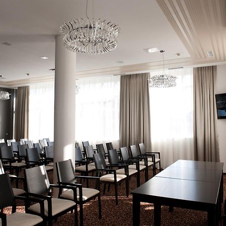 Hotel Leon & Spa Arad Dış mekan fotoğraf
