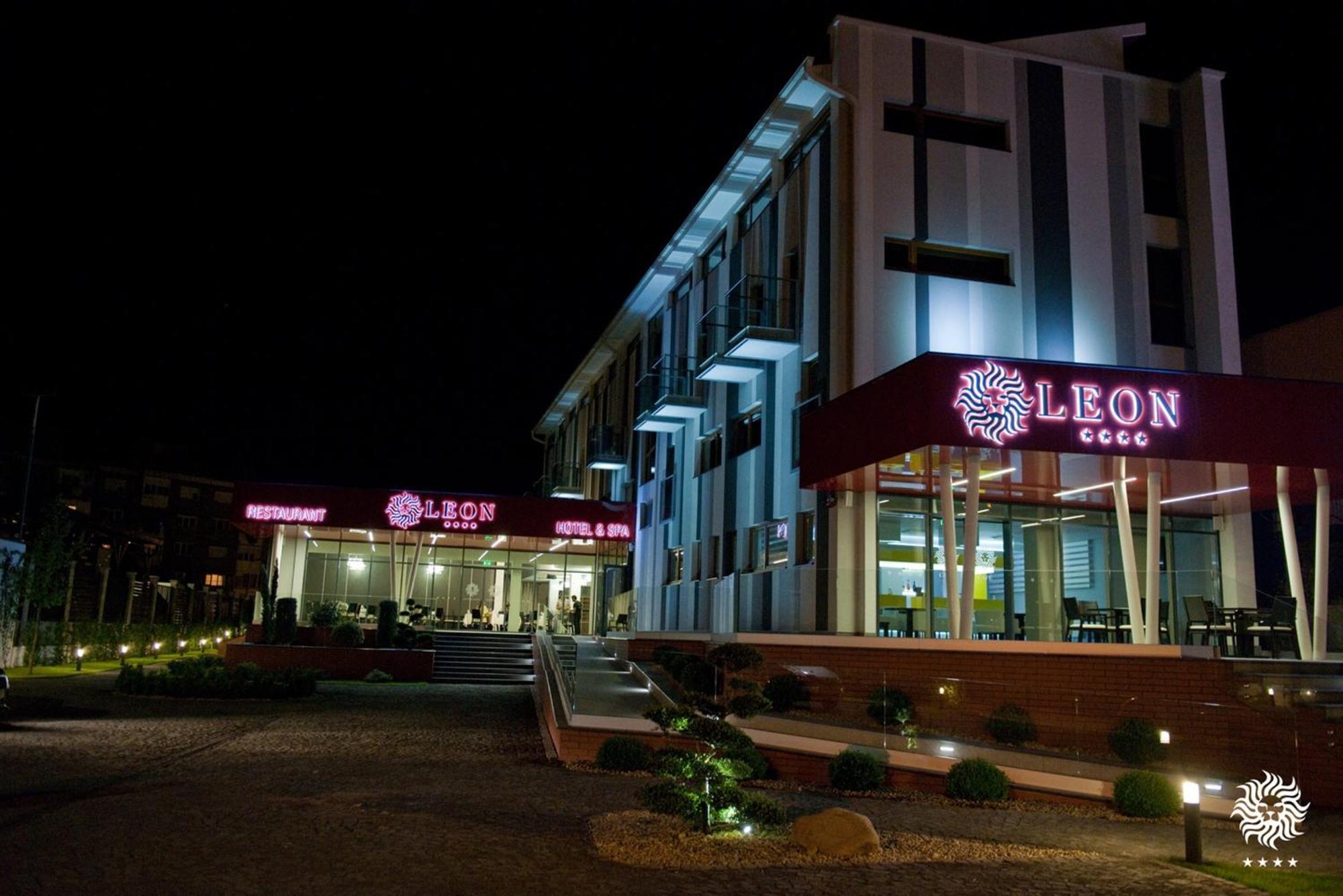 Hotel Leon & Spa Arad Dış mekan fotoğraf