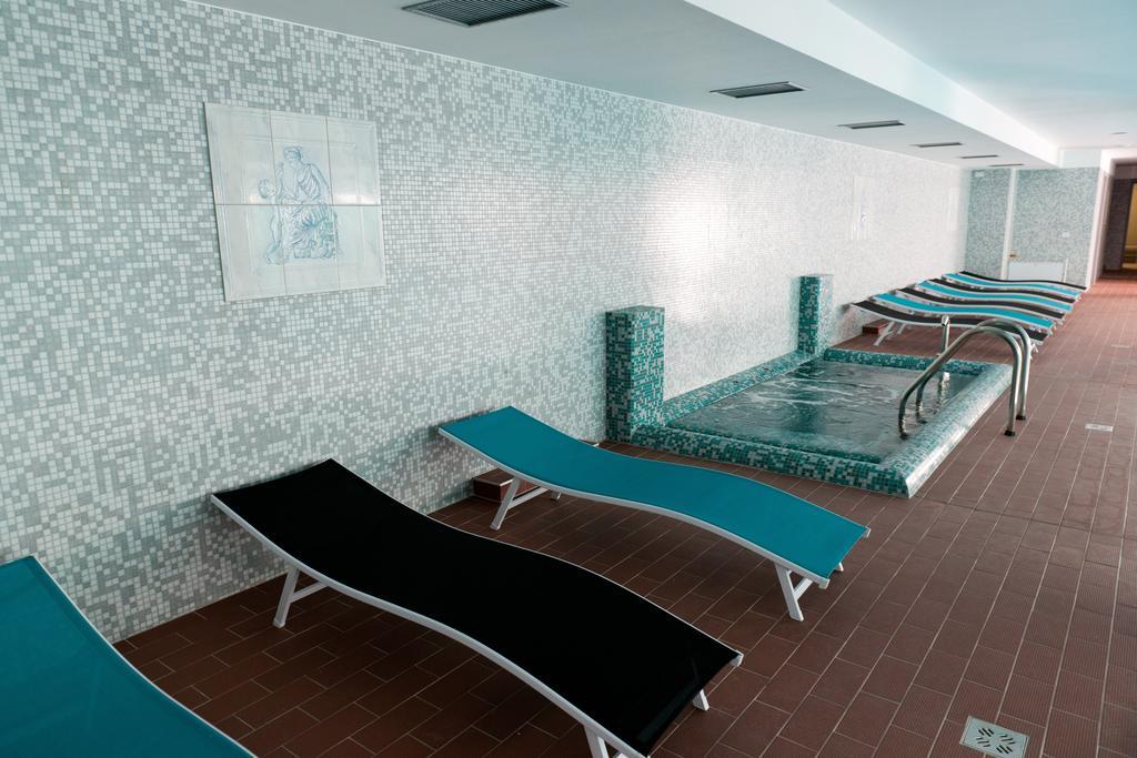 Hotel Leon & Spa Arad Dış mekan fotoğraf
