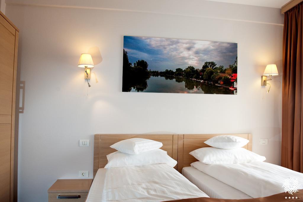 Hotel Leon & Spa Arad Dış mekan fotoğraf